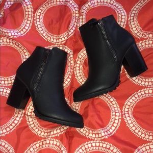 Heeled ankle booties
